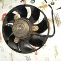 вентилятор системи охолодження правий; електровентилятор охолодження в зборі (мотор + крильчатка, правий; Електровентилятор охолодження в зборі (двигун + крильчатка), правий) Audi 80 B4 1991-1994 4A0959455A