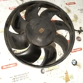 вентилятор системи охолодження правий; електровентилятор охолодження в зборі (мотор + крильчатка, правий; Електровентилятор охолодження в зборі (двигун + крильчатка), правий) Audi 80 B4 1991-1994 4A0959455C