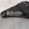 Кронштейн двигуна передній 2.5 tdi Audi A6 C5 (1997-2004) 8D0199343J
