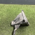 Кронштейн подушки двигуна правий Audi A6 C5 (1997-2004) 4B0199308