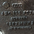 кронштейн подушки (опори двигуна, лівої) Audi A6 C5 (1997-2004) 4B0199305A