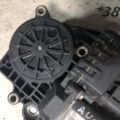 мотор склопідйомника дверей задніх, правих Audi A6 C5 (1997-2004) 0130821785