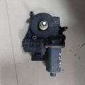 Мотор склопідйомника передній лівий Audi A6 C5 (1997-2004) 0130821775