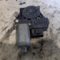 Моторчик склопідйомника задніх правих дверей Audi A6 C5 (1997-2004) 130821785