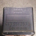 Реле Audi A8 D2 (1994-2002) 443951253S