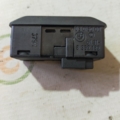 Кнопка люка BMW 5 Series E39 (1995-2003) 61318352182