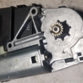 Моторчик люка BMW X5 E53 (1999-2006) 67618377939