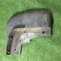 Бризговик передній правий Hyundai Terracan HP (2001-2007) 86832H1020