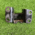 Кронштейн опори двигуна правий Hyundai Terracan HP (2001-2007) 0K88R39020A
