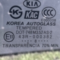 Скло дверей задніх лівих Kia Sorento JC (2002-2009) 834113E010