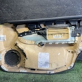 Карта передніх дверей лівої Mercedes-Benz C-Class W203 (2000-2007) A1647201370