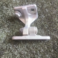 Петля задня ліва верхня Mercedes-Benz C-Class W203 (2000-2007) A2037300537