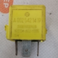 Реле компресора пневмопідвіски Mercedes-Benz E-Class W211 (2002-2009) A0025421419