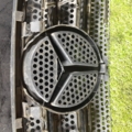 Решітка радіатора Mercedes-Benz ML-Class W163 1997-2005 A1638800185