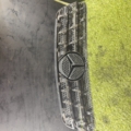 Решітка радіатора Mercedes-Benz ML-Class W163 1997-2005 A1638800185