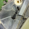 Фара ліва (дефект зламане кріплення) Opel Zafira A (1999-2005) 89100054
