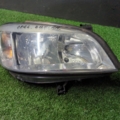 Фара права (дефект зламане кріплення) Opel Zafira A (1999-2005) 89100055