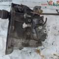 Коробка передач піввісі punto stilo doblo 1,9jtd Opel Zafira A (1999-2005) 5495775