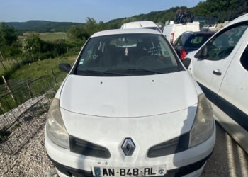 Renault Clio 3 * Рік: 2006 * Двигун: 1.5 DCI Turbo Diesel *Свіжопригнаний автомобіль під розборку або продаж цілого машинокомплекту.
