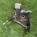 Кронштейн крила переднього правий Renault Megane III (2008-2016) 6256002E