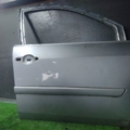 Передня права дверка ( дефект вм'ятини і подряпини ) Renault Scenic II (2003-2009) 7751477220