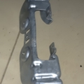 Кронштейн ручки потолка передней Skoda Octavia II (2004-2013) 1Z0858687E