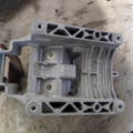 Кронштейн рульової колонки Volkswagen Caddy III (2004-2015) 1T0419250B