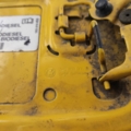 Лючок паливного бака vw caddy срібний Volkswagen Caddy III (2004-2015) 2K0809905B