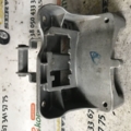 Опорний кронштейн рулевой колонки Volkswagen Caddy III (2004-2015) 1T0419250A