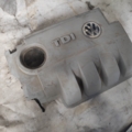Накладка двигателя декоративная vw (b6) 1.9tdi Volkswagen Golf V (2003-2009) 03G103967N