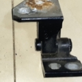 Петля дверей передні праві Volkswagen Golf V (2003-2009) 1K0831402L