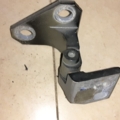 Петля дверей передні праві Volkswagen Golf V (2003-2009) 1K0831402L