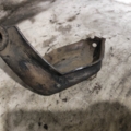 Кронштейн опоры двигателя passat b2 Volkswagen Passat B2 80-88 811199305B