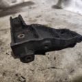 Кронштейн vag Volkswagen Passat B2 80-88 068903145H