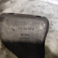 Кронштейн Volkswagen Passat B2 80-88 068130143A