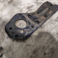 Кронштейн Volkswagen Passat B2 80-88 068199293D