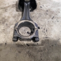Шатун поштучно Volkswagen Passat B2 80-88 068198401D