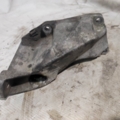 кронштейн подушки (опори двигуна, лівої) Volkswagen Passat B5 (1996-2005) 8D0199307P