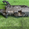 Изоляция поддон аккумулятора Volkswagen Passat B6 (2005-2010) 1K0915325A