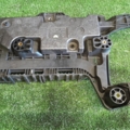 Изоляция поддон аккумулятора Volkswagen Passat B6 (2005-2010) 1K0915325A