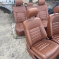 Комплект сидіннь шкіряний салон крісля рестайл ( є пару нюансів, легко реставруються) Volkswagen Touareg I (2002-2010) 8E0881157K