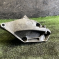 Кронштейн двигуна лівий Volkswagen Touareg I (2002-2010) 070199307B