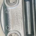 Фіксатор багажника Volkswagen Touran I (2003-2010) 1K0864203