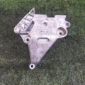 Кронштейн подушки (опори) двигуна, правої Volkswagen Touran I (2003-2010) 03G199207G