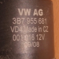 Насос омивача фар Volkswagen Touran I (2003-2010) 3B7955681