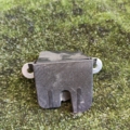 Замок кришки багажника Volkswagen Touran I (2003-2010) 1T0827505J