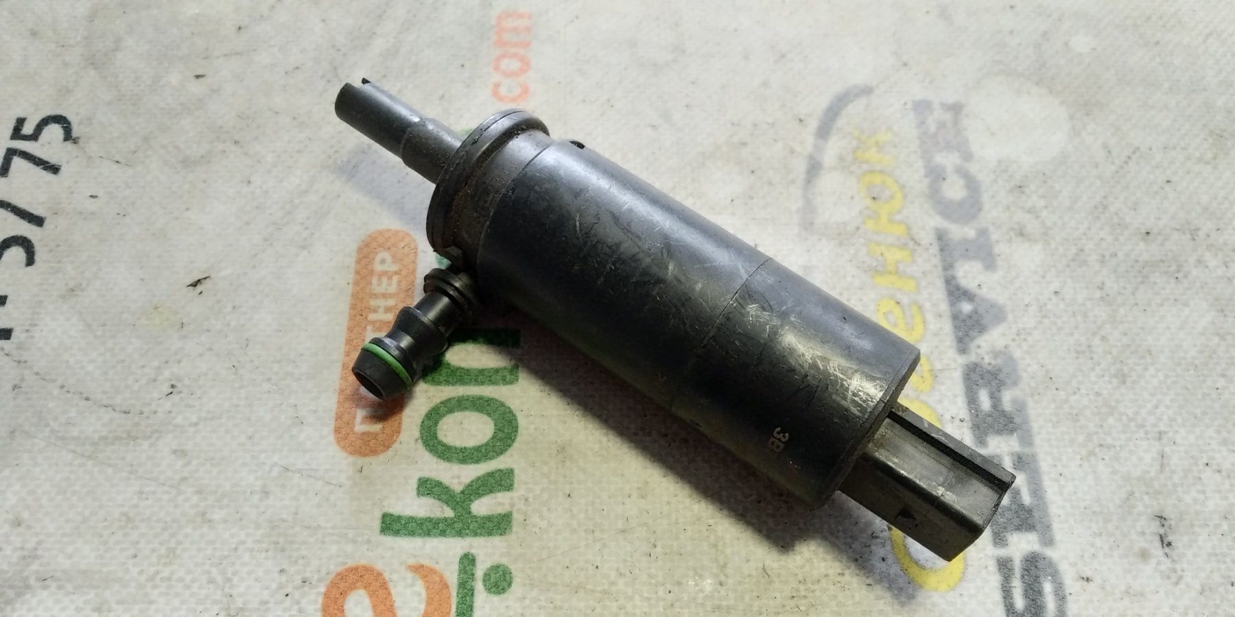 Насос омивача фар Audi 100 C4 1990-1994 3B7955681