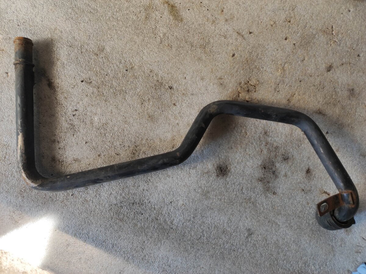 a6 c5 2.5tdi вода бізнес труба 059121065d Audi A4 B5 (1994-2001) 059121065D