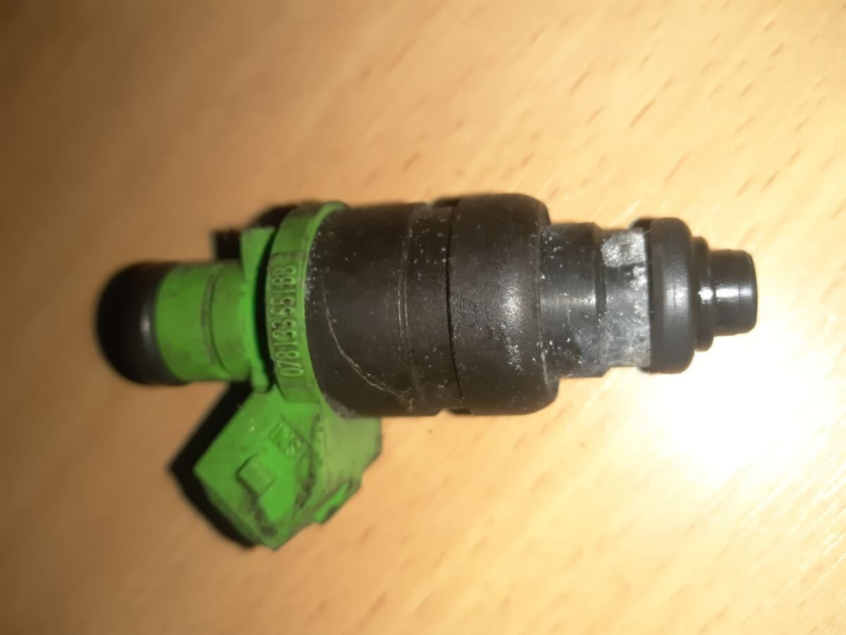 Форсунка впрыска топлива 2.8, 2.4 Audi A4 B5 (1994-2001) 078133551BB