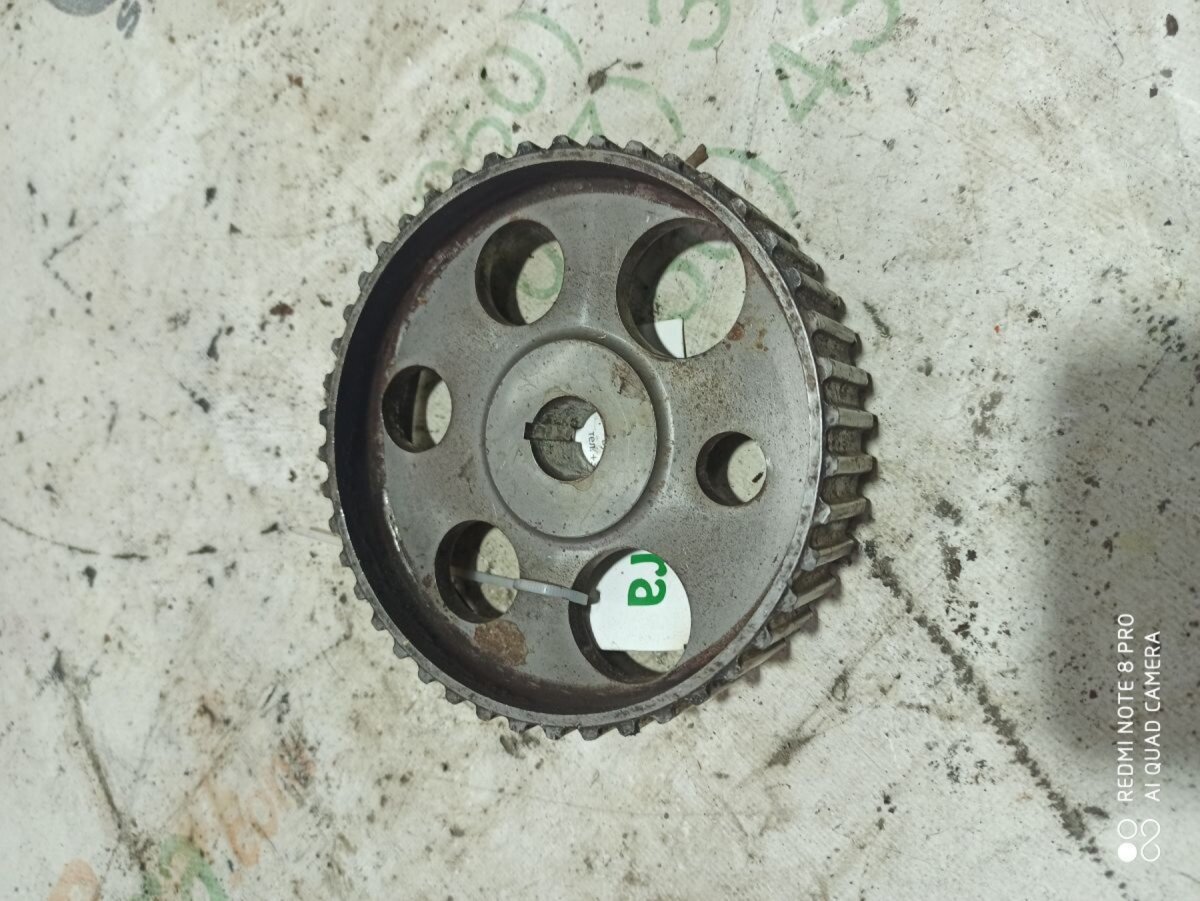 шестерня приводу пнвт Audi A4 B5 (1994-2001) 028130111A